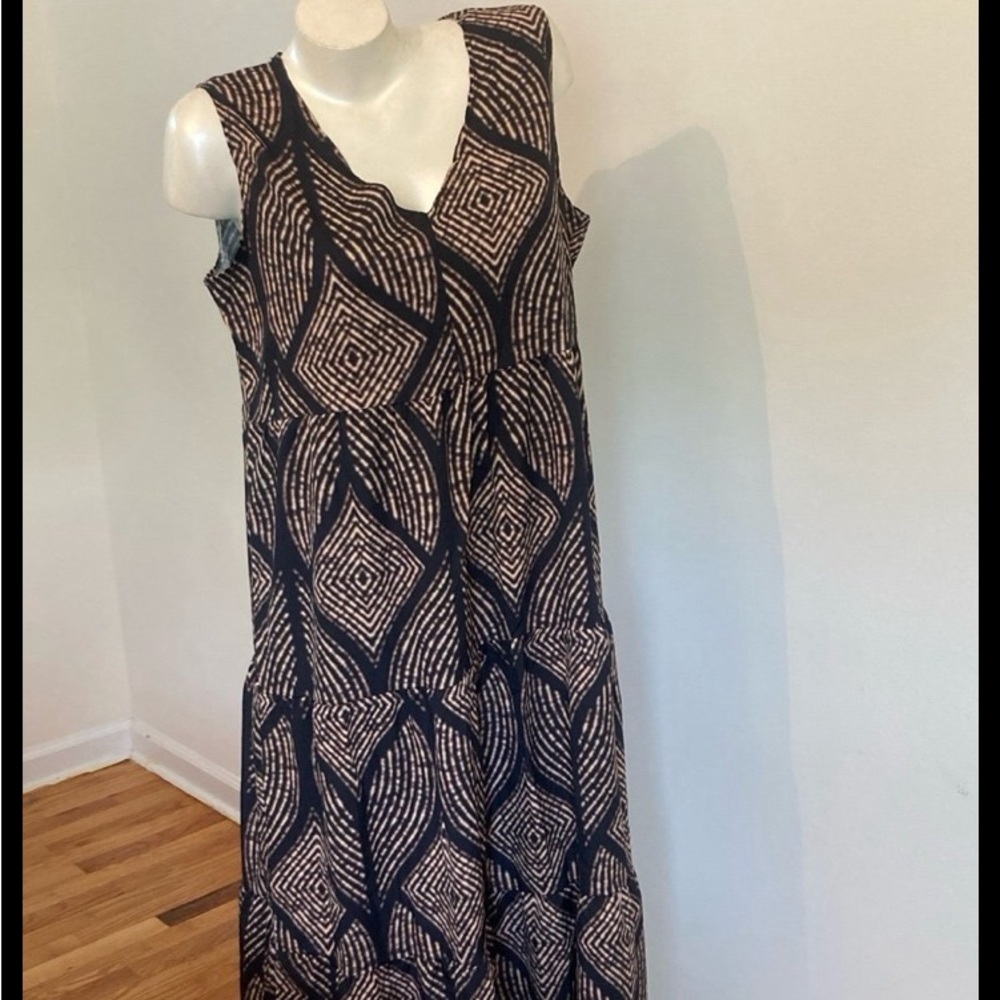 Izuria XL Maxi Dress Excellent Condition